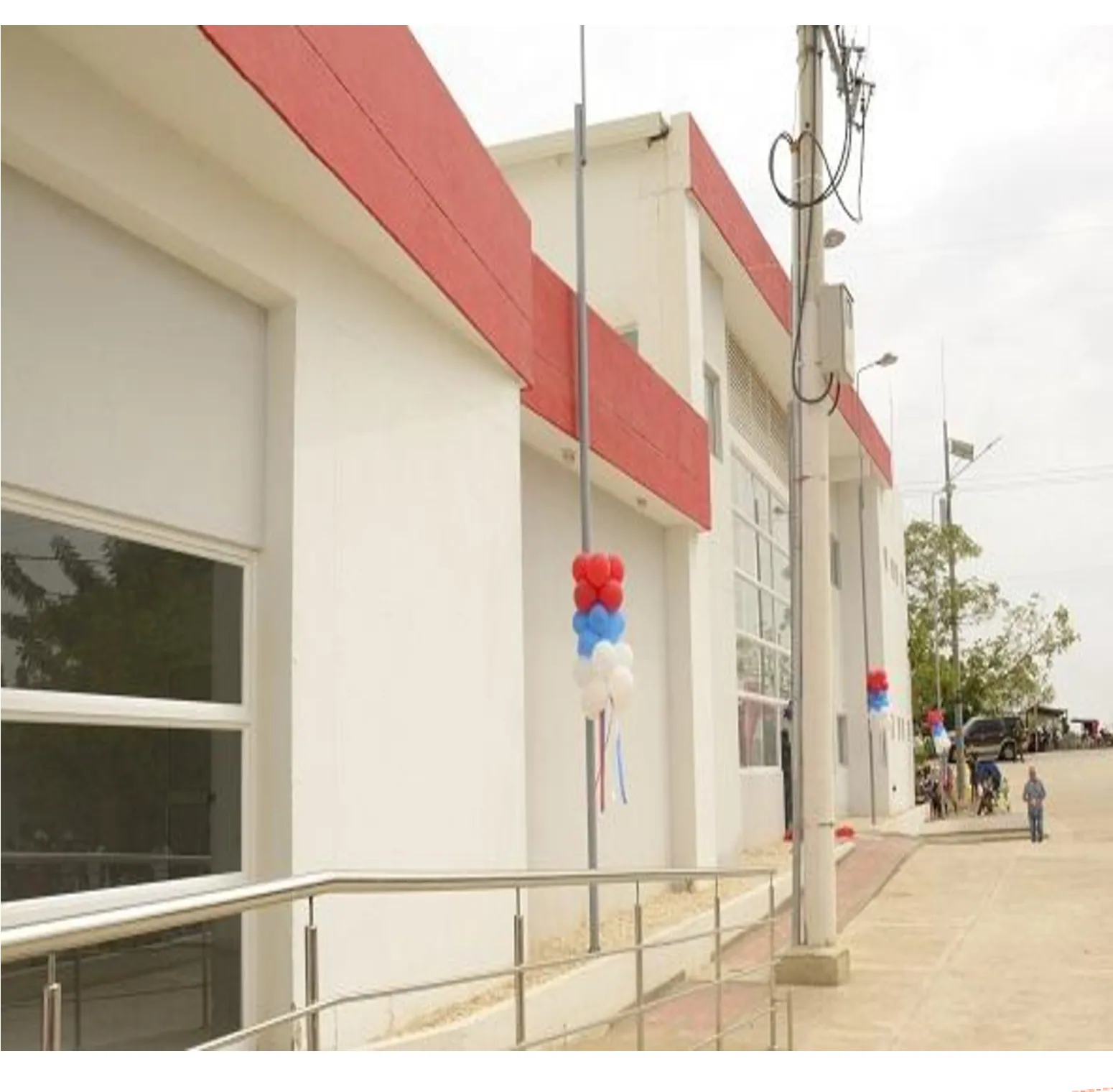 Fachada de edificación de salud construida por Consorcio Salud Integral