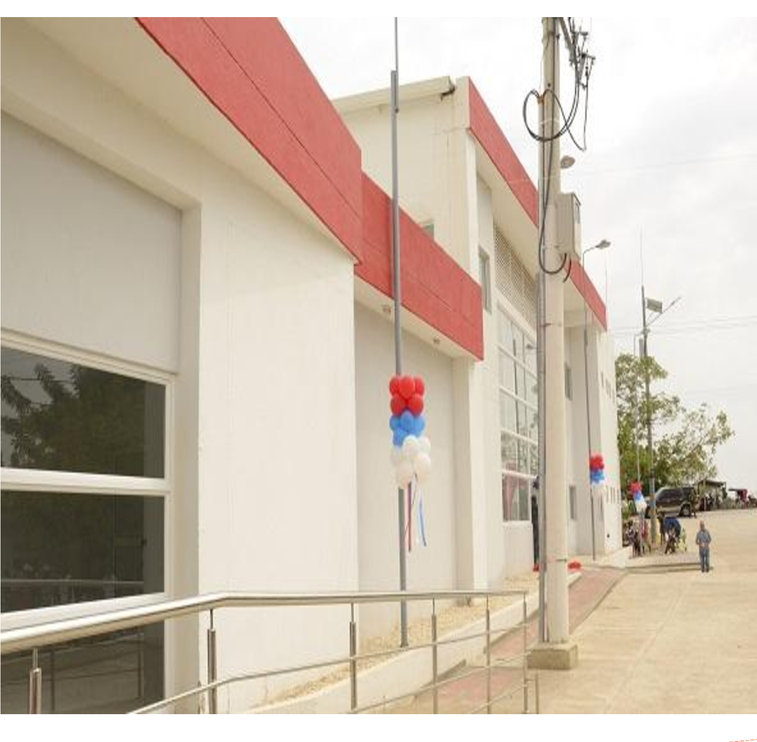 Fachada de edificación de salud construida por Consorcio Salud Integral